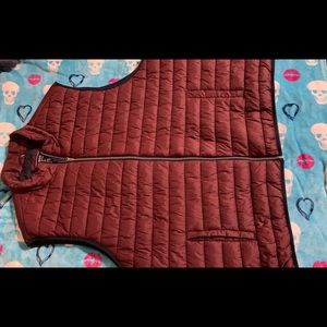 Mens size 3xlt IZOD thin puffer vest